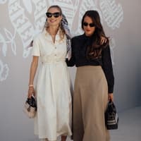 Zwei Frauen in Paris Streetstyle Zwei Frauen in Paris Streetstyle