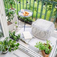 Balkon mit Pflanzen