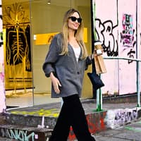 Angelina Jolie Streetstyle