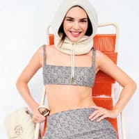 Kendall Jenner, Dakota Johnson und Co. präsentieren die schönsten Geschenkideen von Gucci für 2024 Kendall Jenner für Gucci