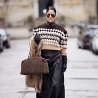 Alle lieben diese It-Brand – und sie launcht schon jetzt den Taschen-Trend 2026 Alle lieben diese It-Brand – und sie launcht schon jetzt den Taschen-Trend 2026