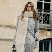 Dünnes Haar 2026: Das 6-Euro-Shampoo aus der Drogerie beschert eine sichtbar vollere Mähne