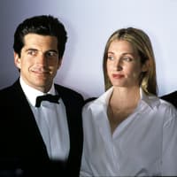 Carolyn Bessette-Kennedy: Mit diesem Sézane-Schuh gelingt ihr 90s Minimalismus