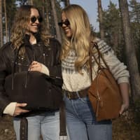 Ich war mit DeMellier in Stockholm – und habe die perfekte Tasche für organisierte Minimalistinnen gefunden