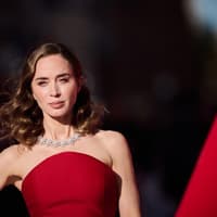 Ein strahlender Blick wie Emily Blunt bei der "Der Teufel trägt Prada 2"-Premiere? Gelingt mit diesem begehrten Concealer