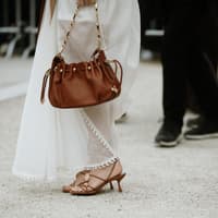 Die 5 größten Sandalen-Trends für den Sommer 2026 – laut Französinnen