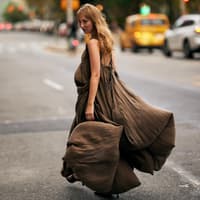 H&M Oversize-Kleid: Dieses elegante Modell für unter 40 Euro ist Luxus pur H&M Oversize-Kleid: Dieses elegante Modell für unter 40 Euro ist Luxus pur