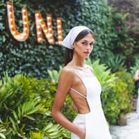 Beauty Crush! Kaia Gerber stylt das beste Haaraccessoire für den Euro-Summer
