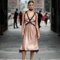 Spitzenkleid von H&M: Sieht aus wie Luxus – kostet aber unter 50 Euro