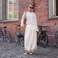 Herbst-Trends 2026: Diese 3 Hosen sind jetzt in – und diese out Herbst-Trends 2026: Diese 3 Hosen sind jetzt in – und diese out