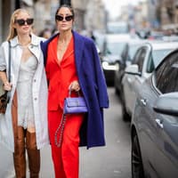 Frauen mit Sonnenbrillen Streetstyle
