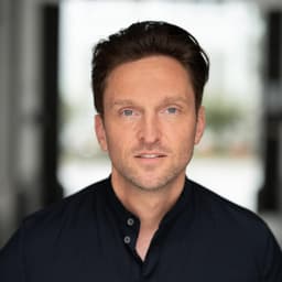 Profile picture for user Alexander von Trentini