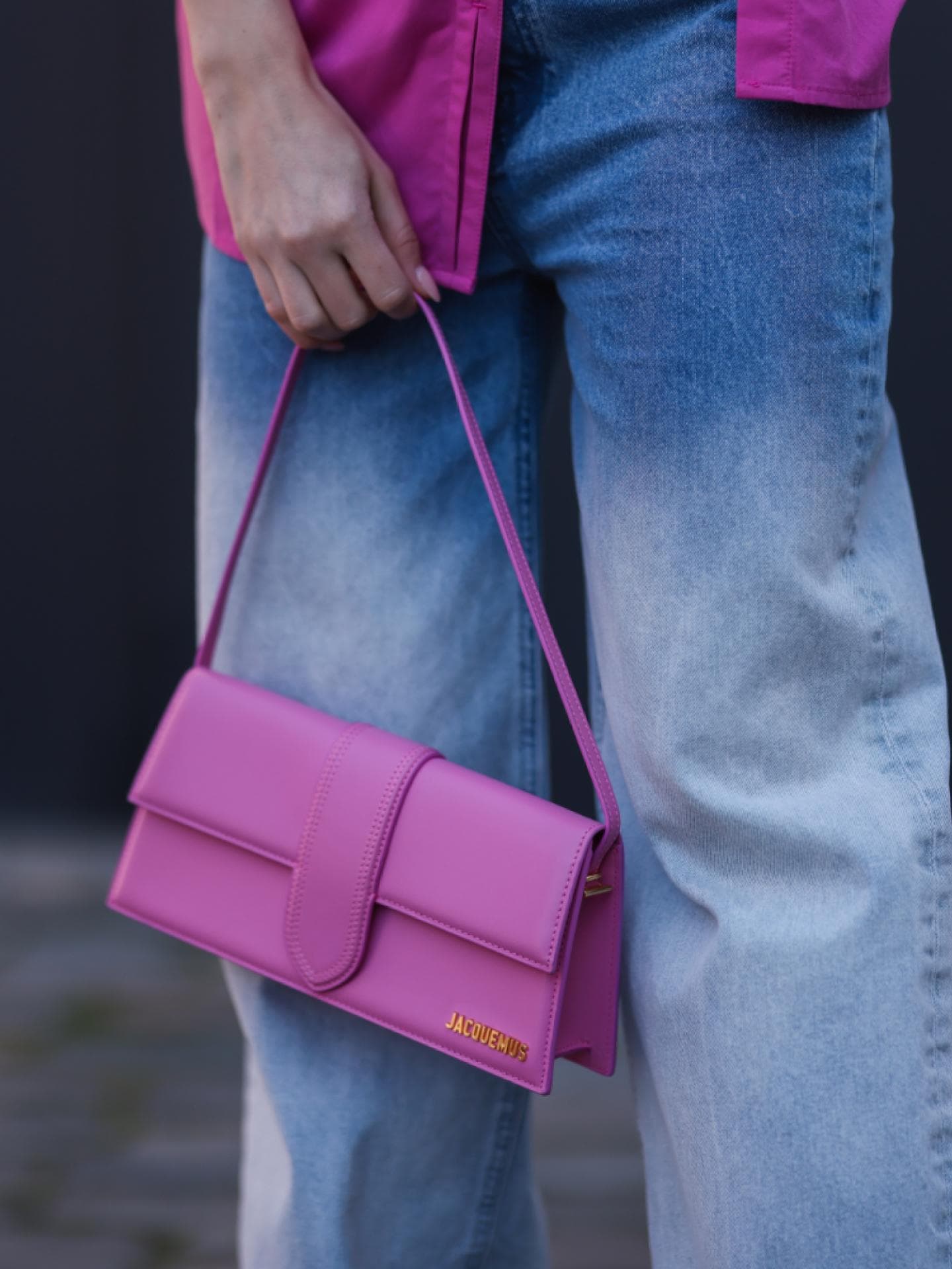 Streetstyle pinke Jacquemus Tasche