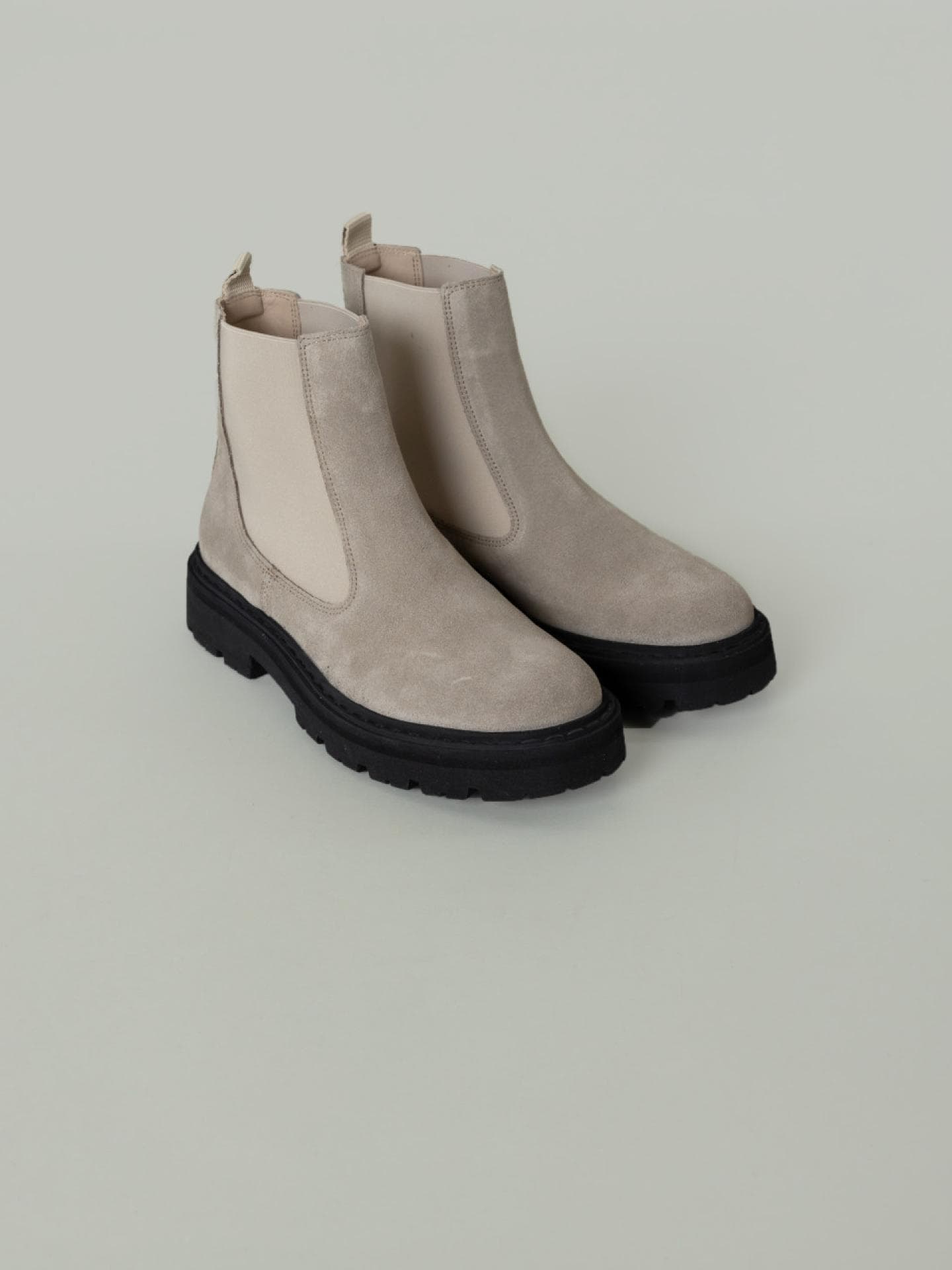Garment Project Chelsea Boots Spike