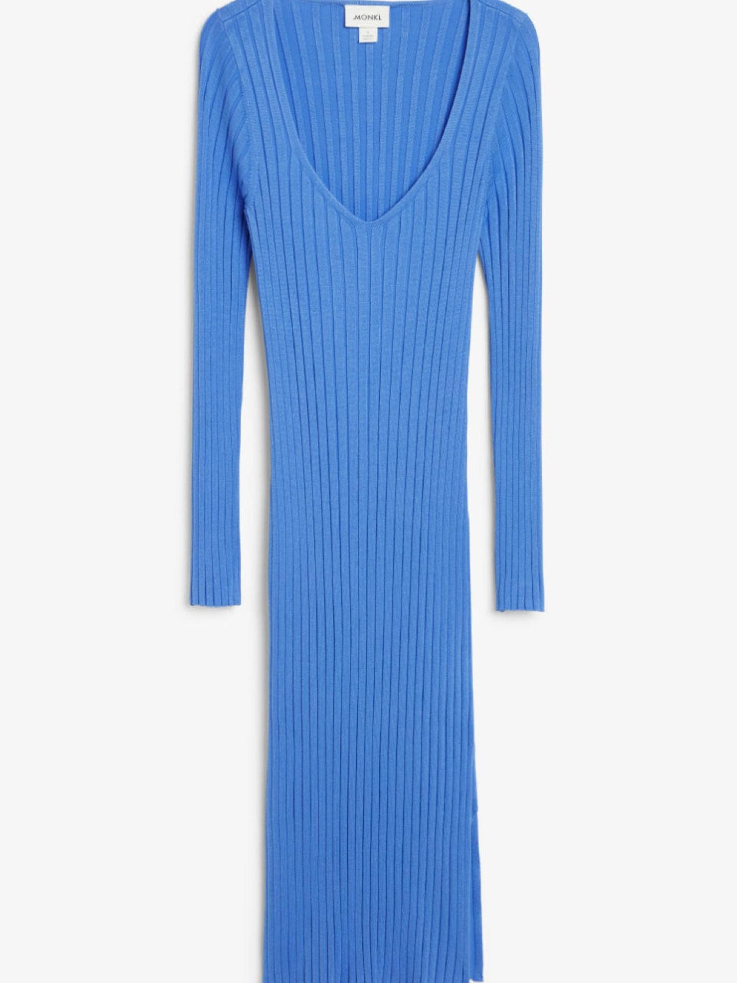 Monki Langärmeliges blaues Midi-Strickkleid Freisteller