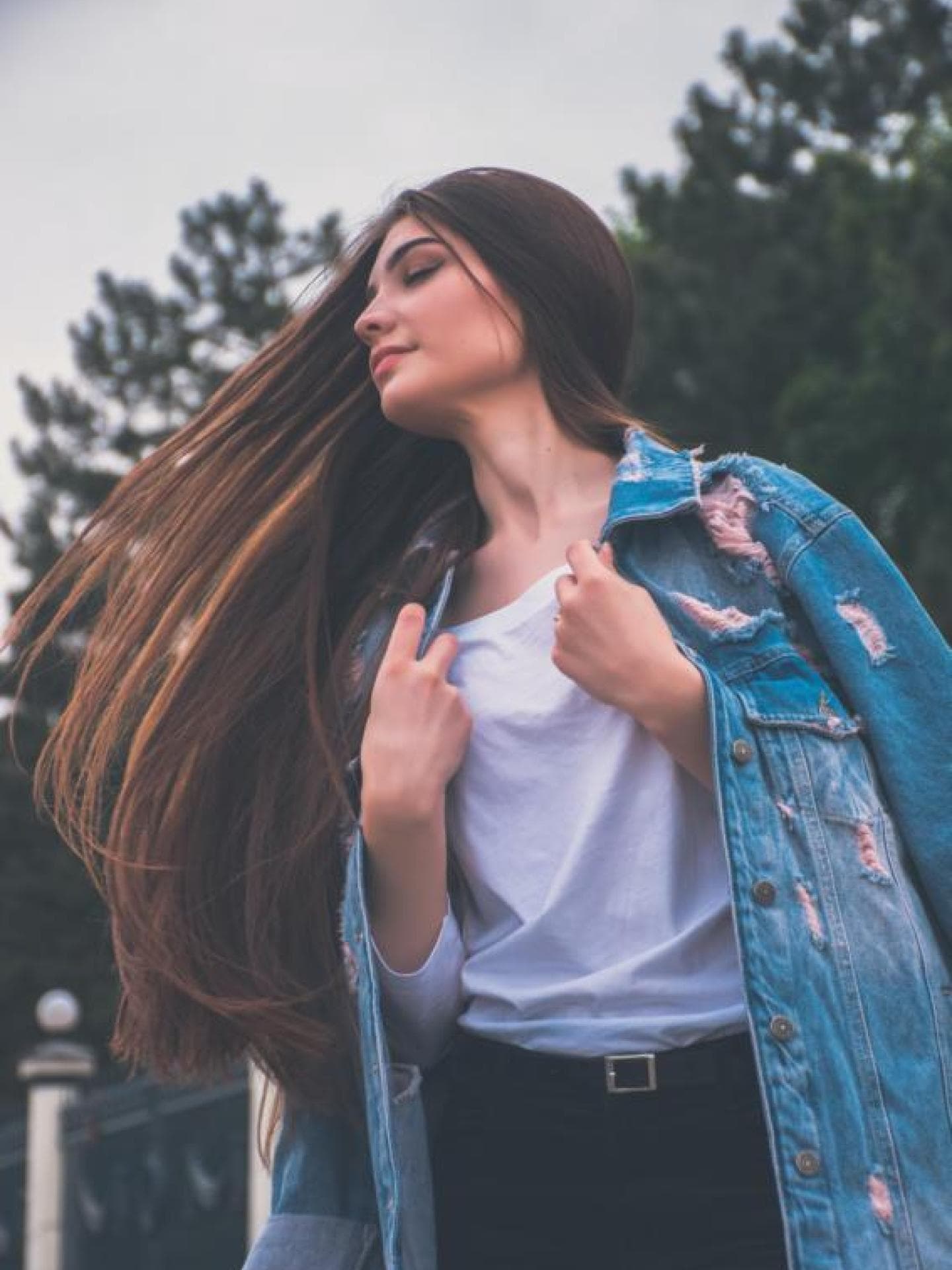 frau mit langen haren