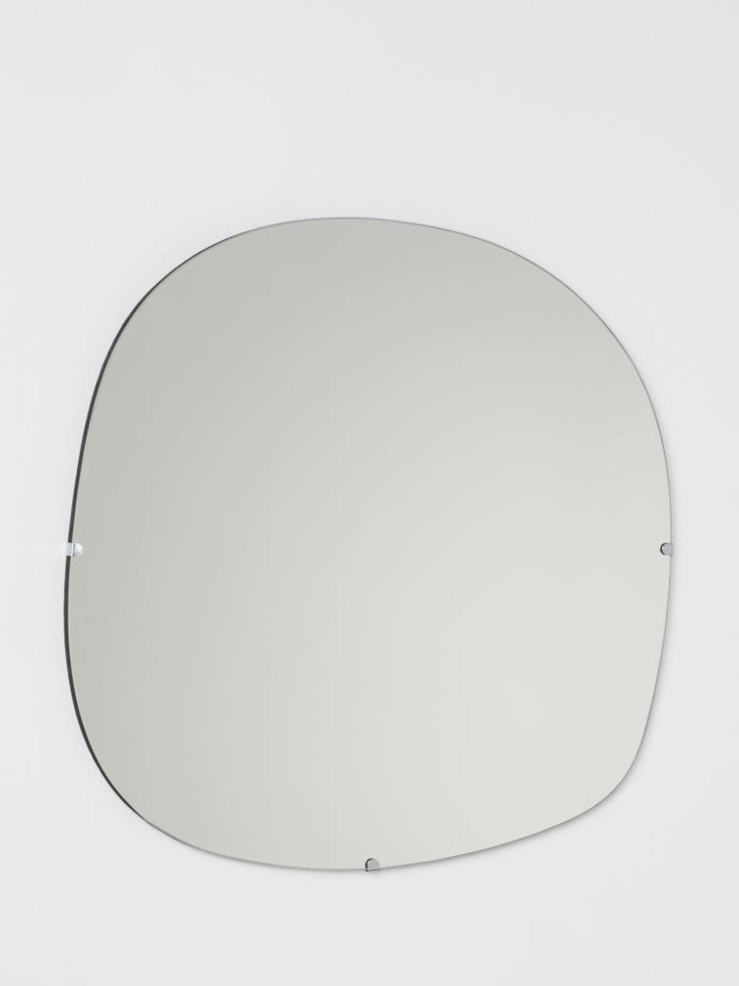 Asymmetrischer Spiegel, Größe 50x52 cm, von H&M, ca. 75 Euro