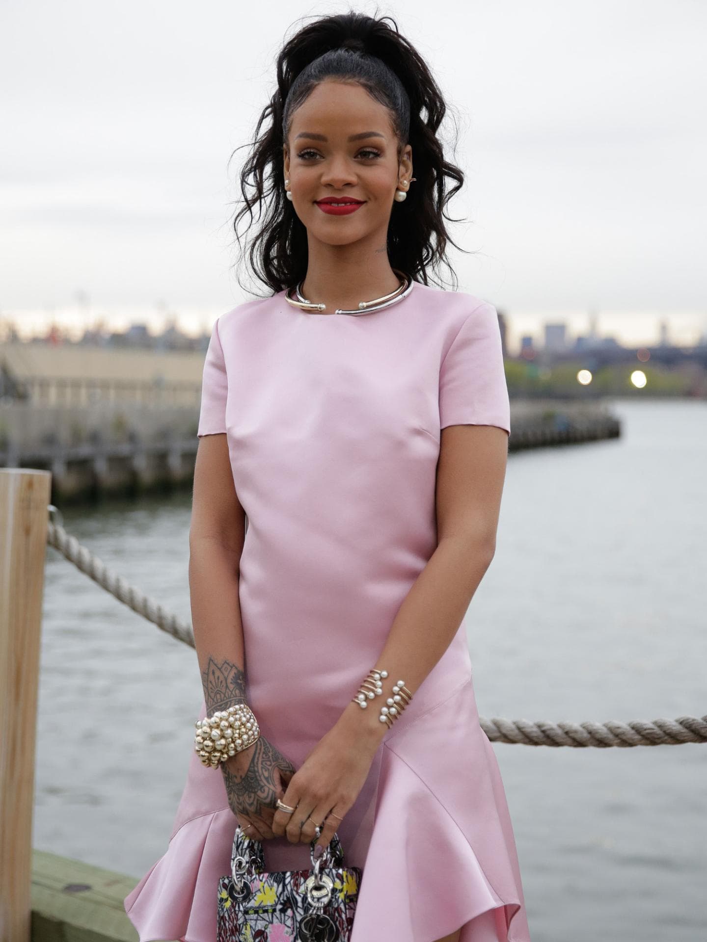 Rihanna bei der Christian Dior Cruise 2015 Show
