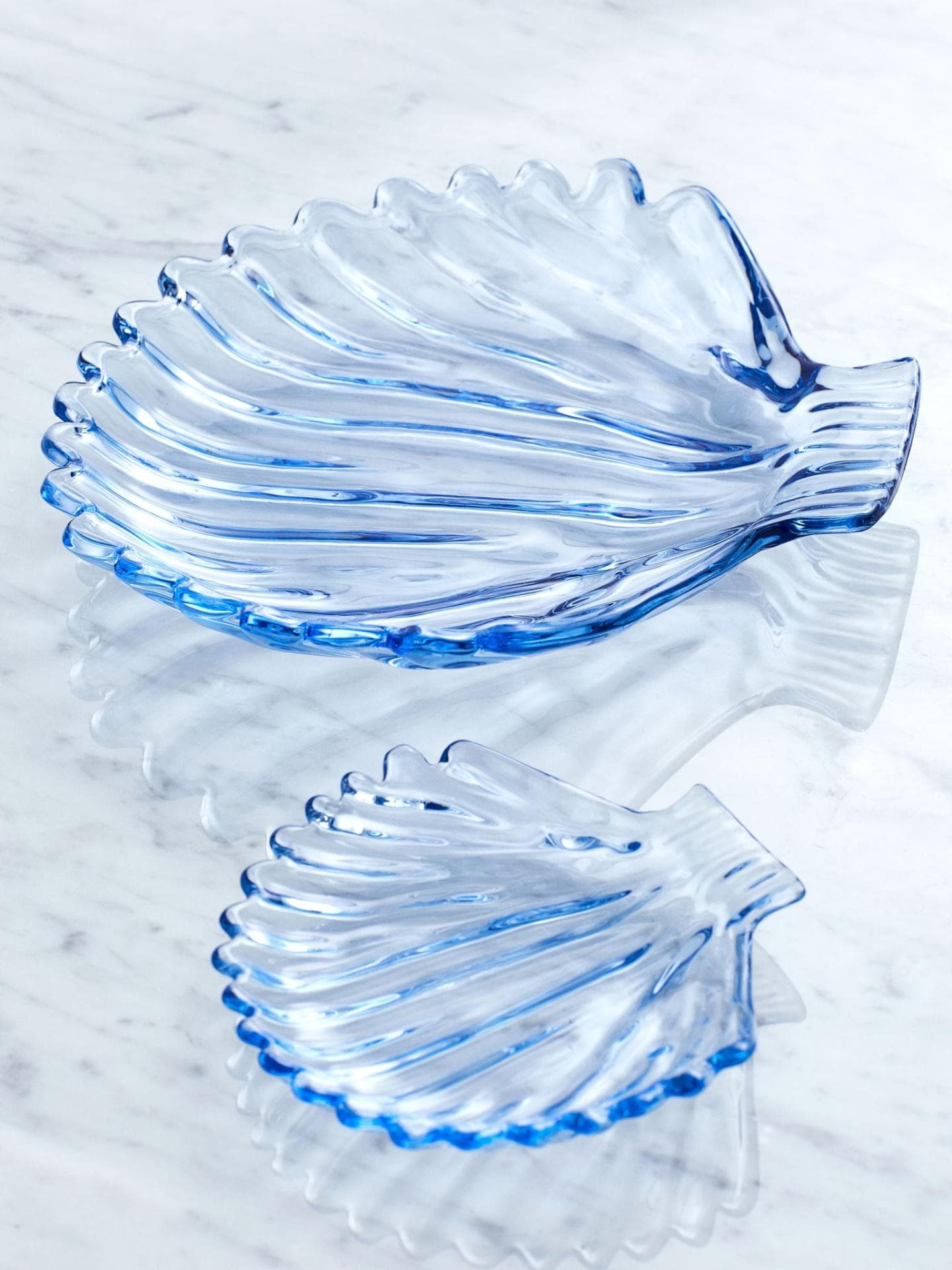 Kleine muschelförmige Glasschale in hellem Blau von H&M Home, ca. 7 Euro