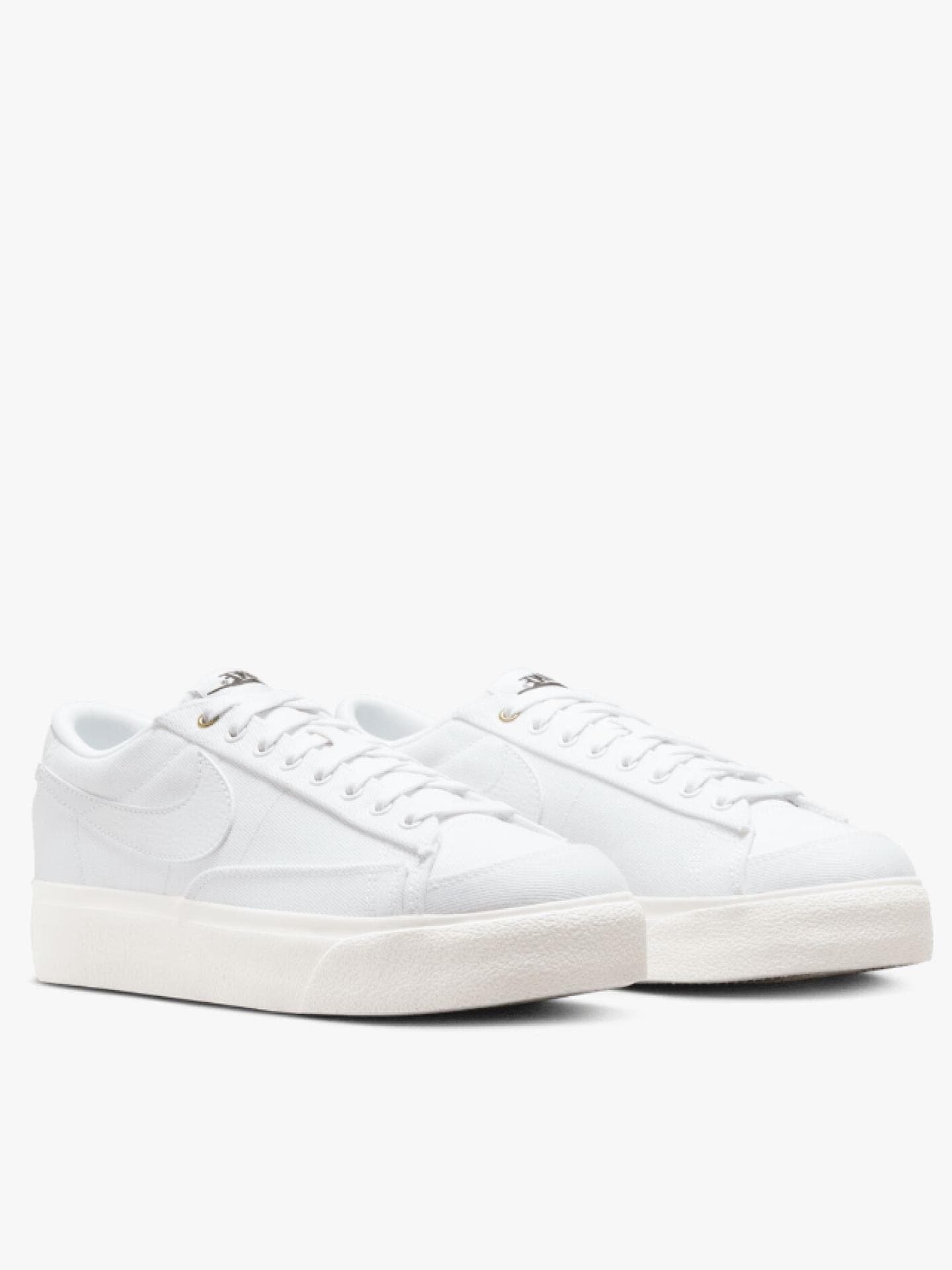 Weiße Sneaker
