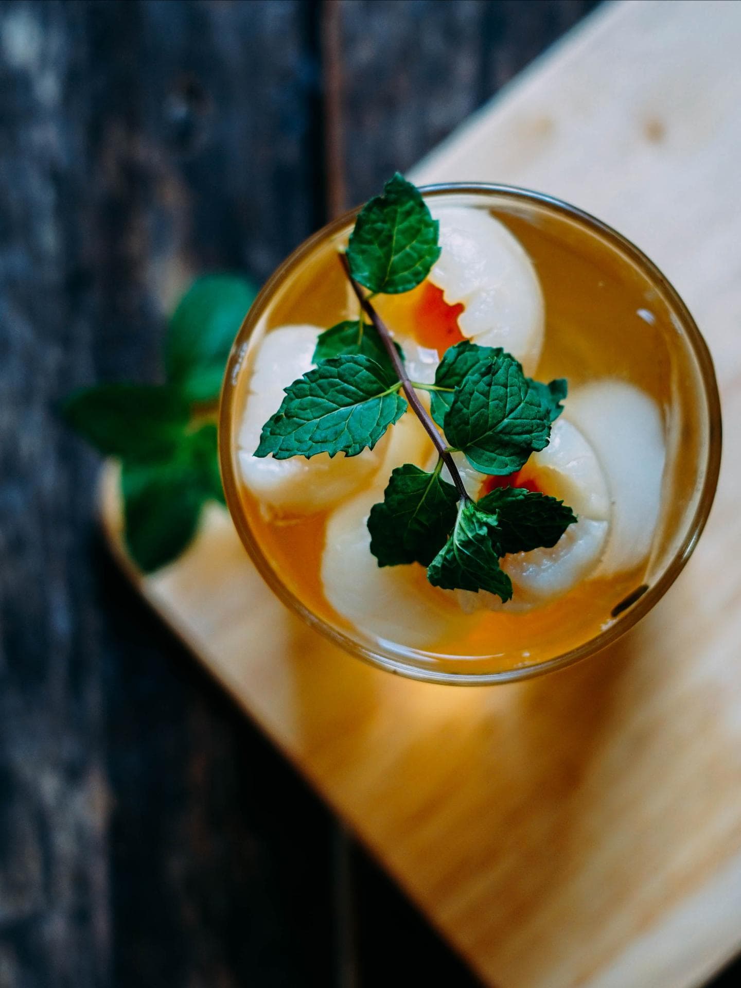 Frischer Tee mit Minze