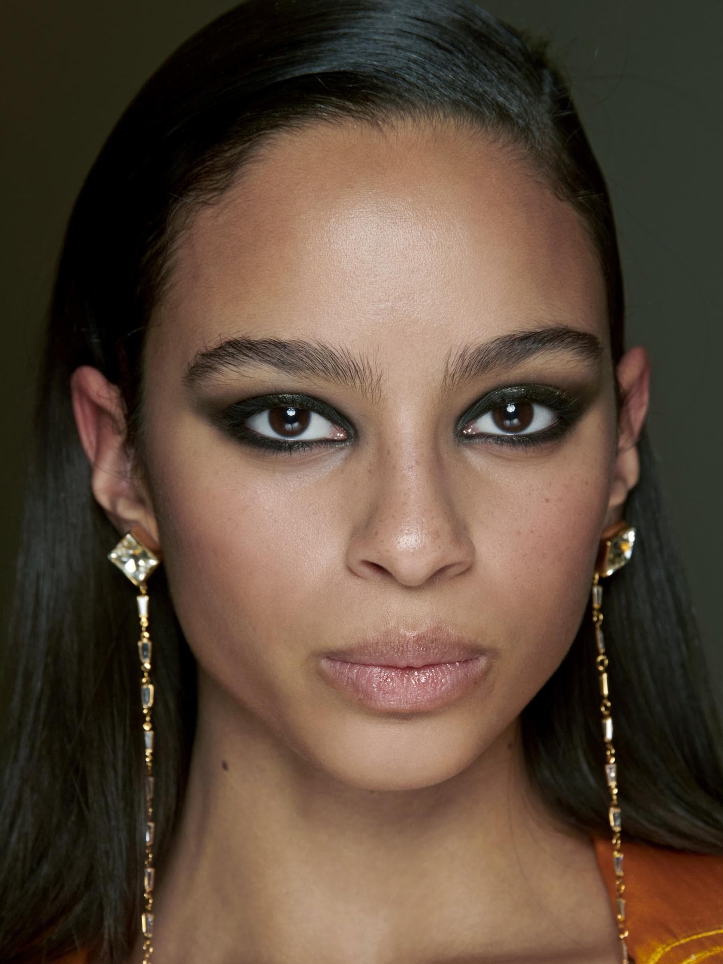 Festliches Make-up Smokey Eyes