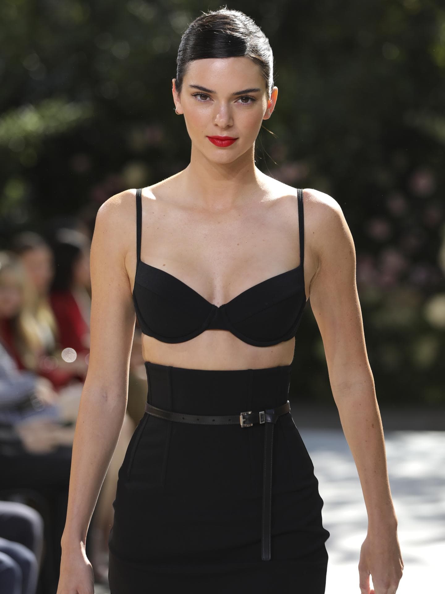 Kendall Jenner auf Micheal Kors Show Frühling / Sommer 2022