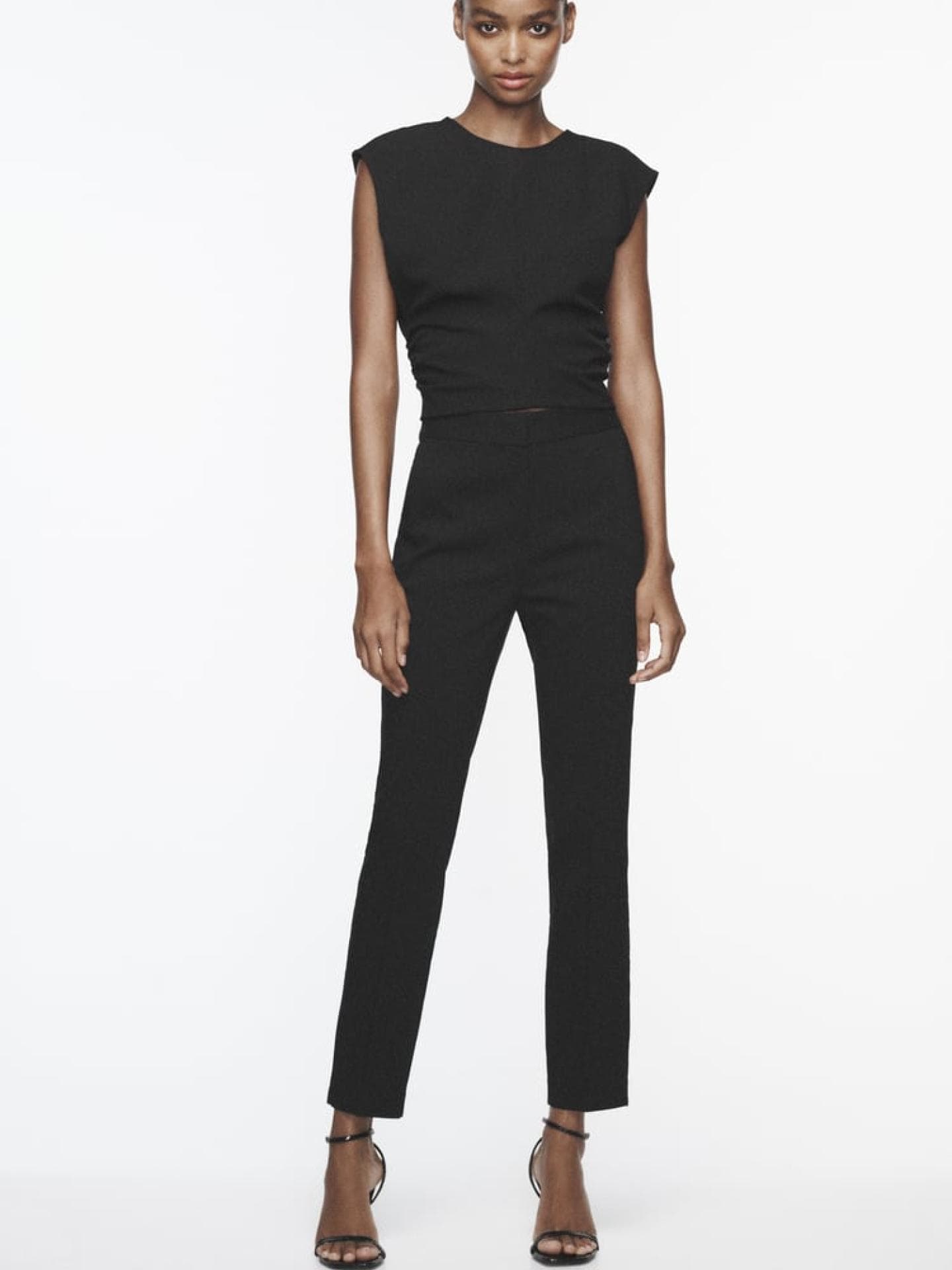 Schwarze Stoffhose von Zara