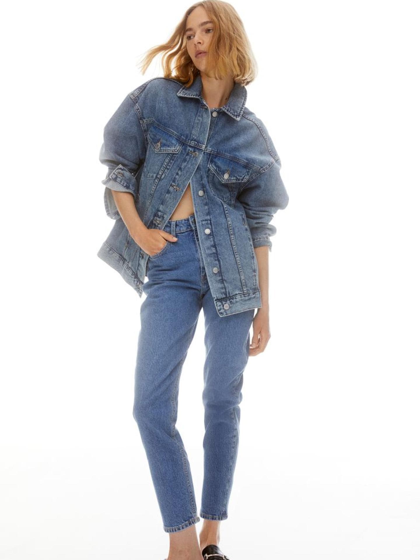 Slim Mom High Ankle Jeans H&M mittleres Blau kleine Frauen