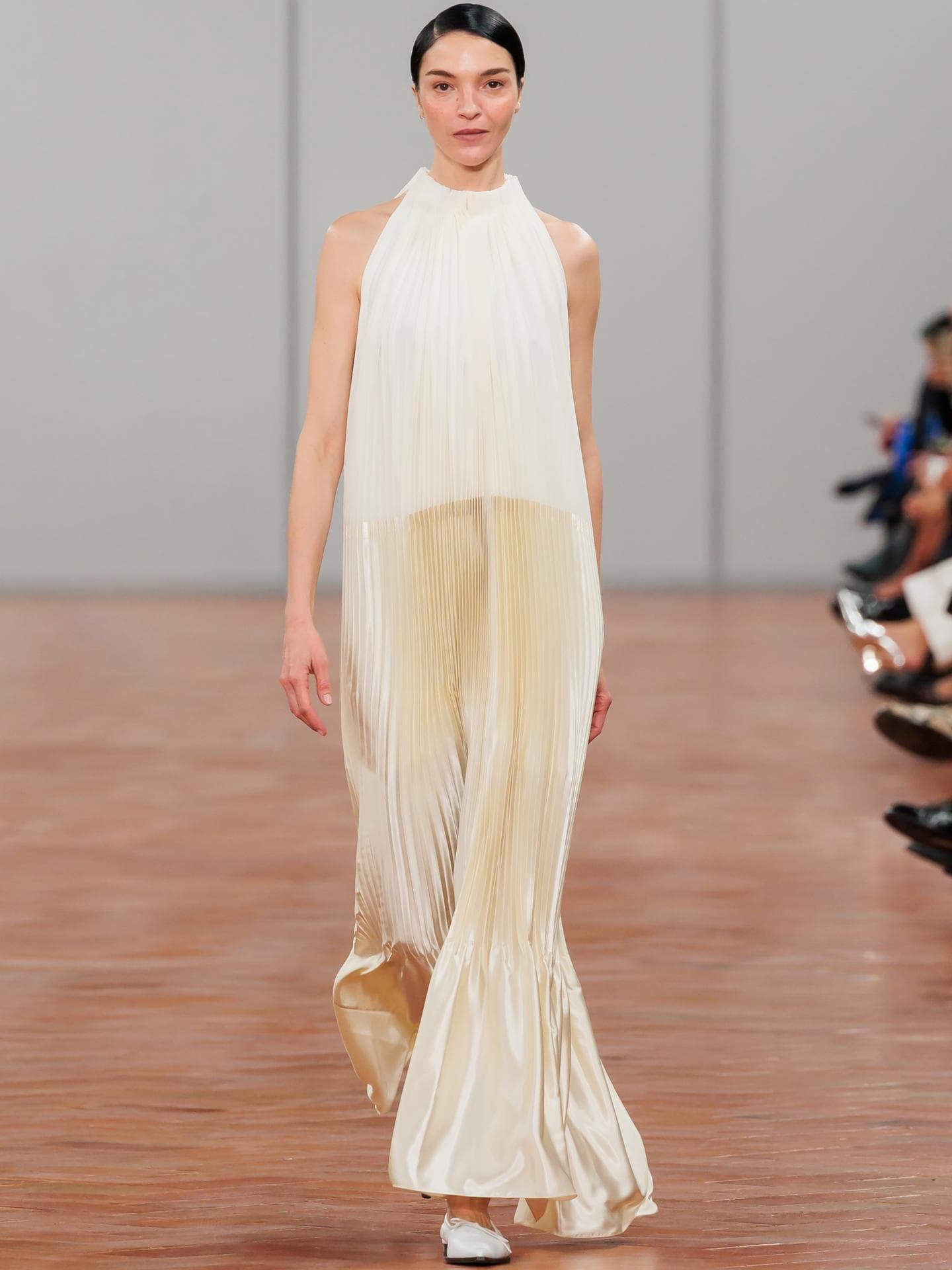 Cos Spring/Summer Kollektion 2024