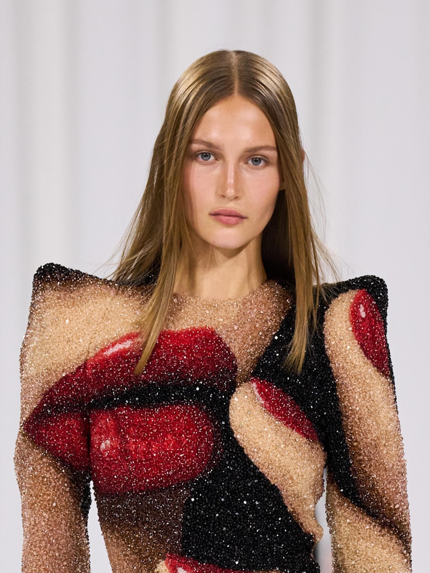 Model bei Balmain