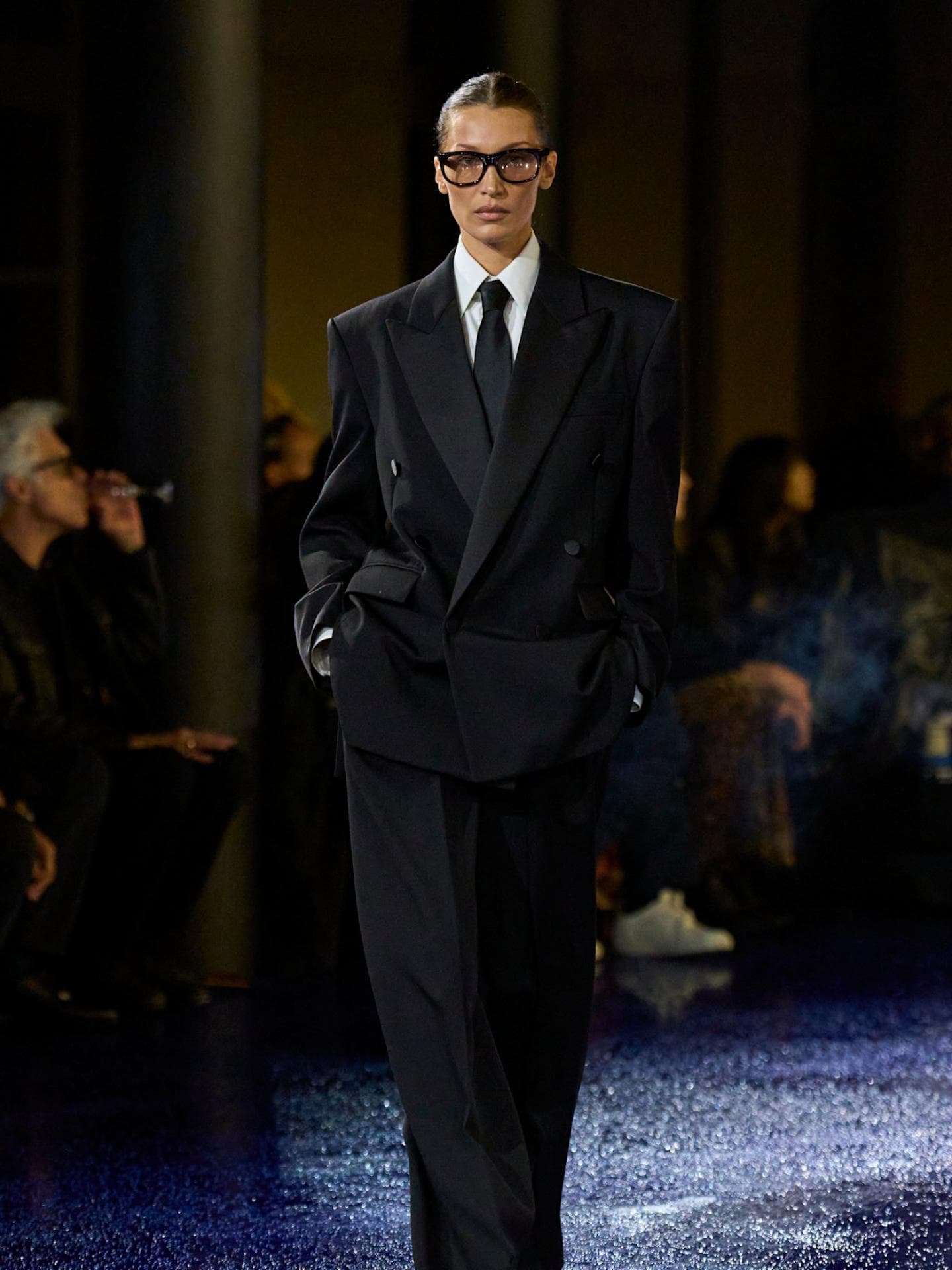 Bella Hadid Laufsteg-Comeback Bella Hadid bei Saint Laurent