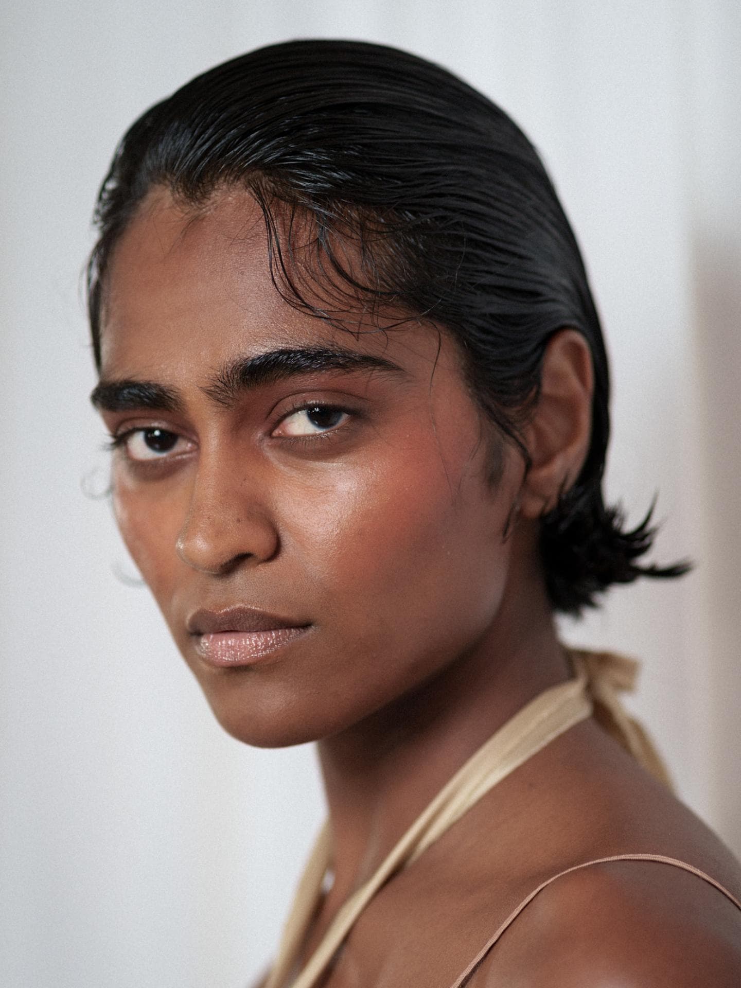 Model Sleek Hair bei Dries van Noten