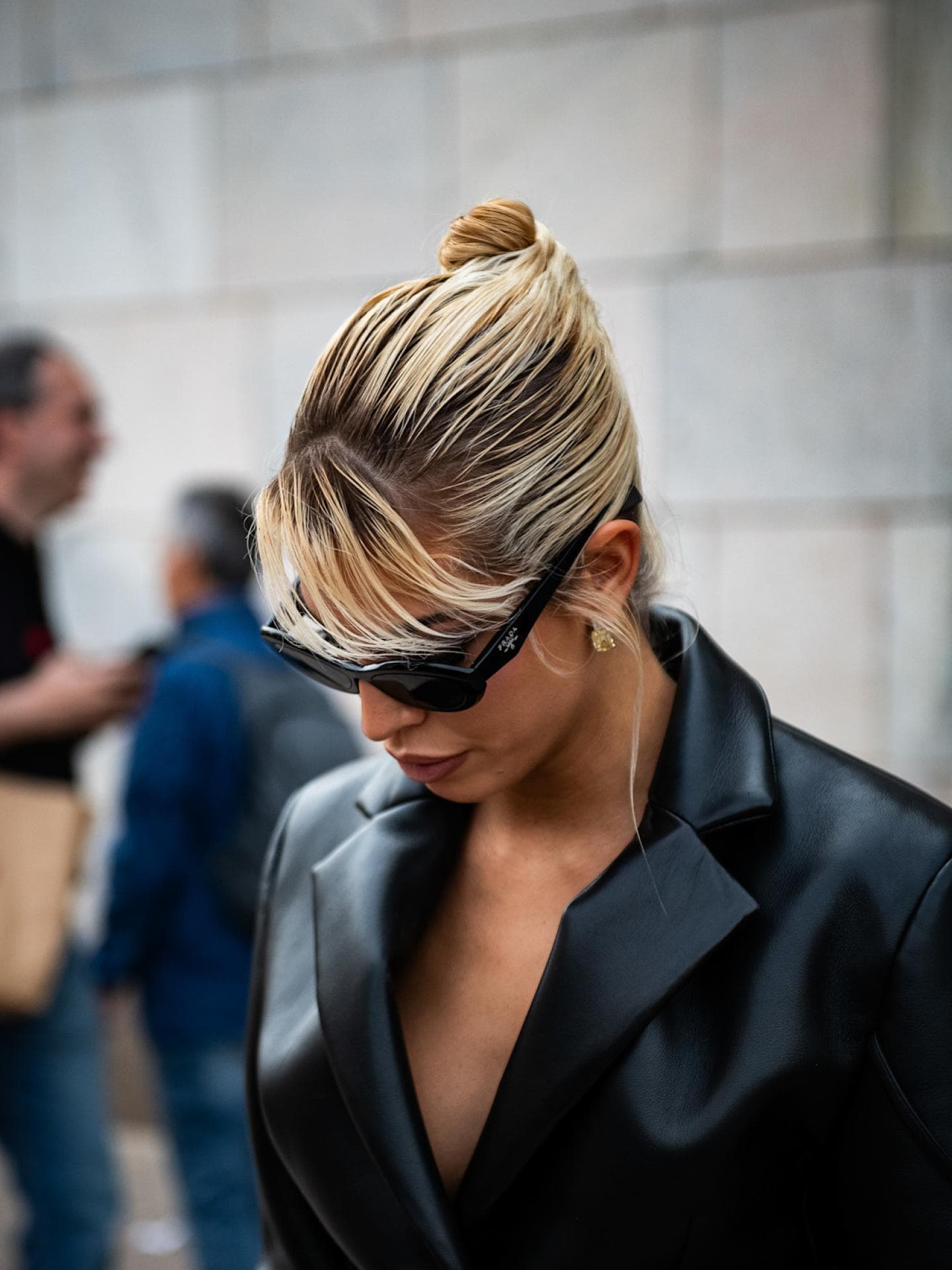 French Twist mit Pony French Twist mit Pony