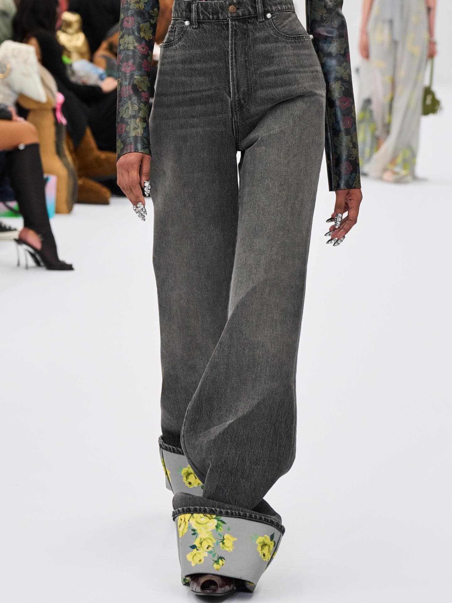 Cuff Jeans