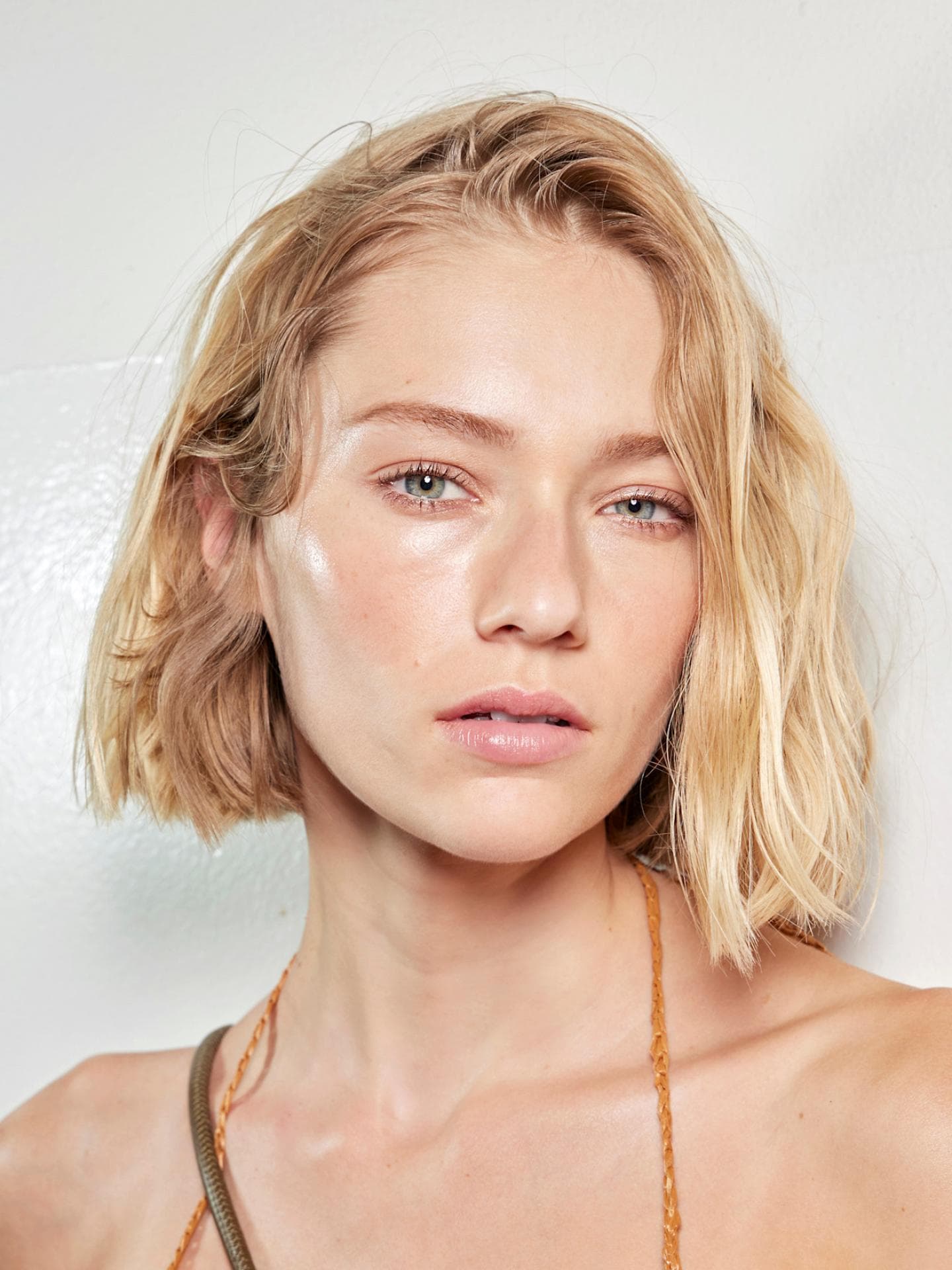 Beach Bob blond