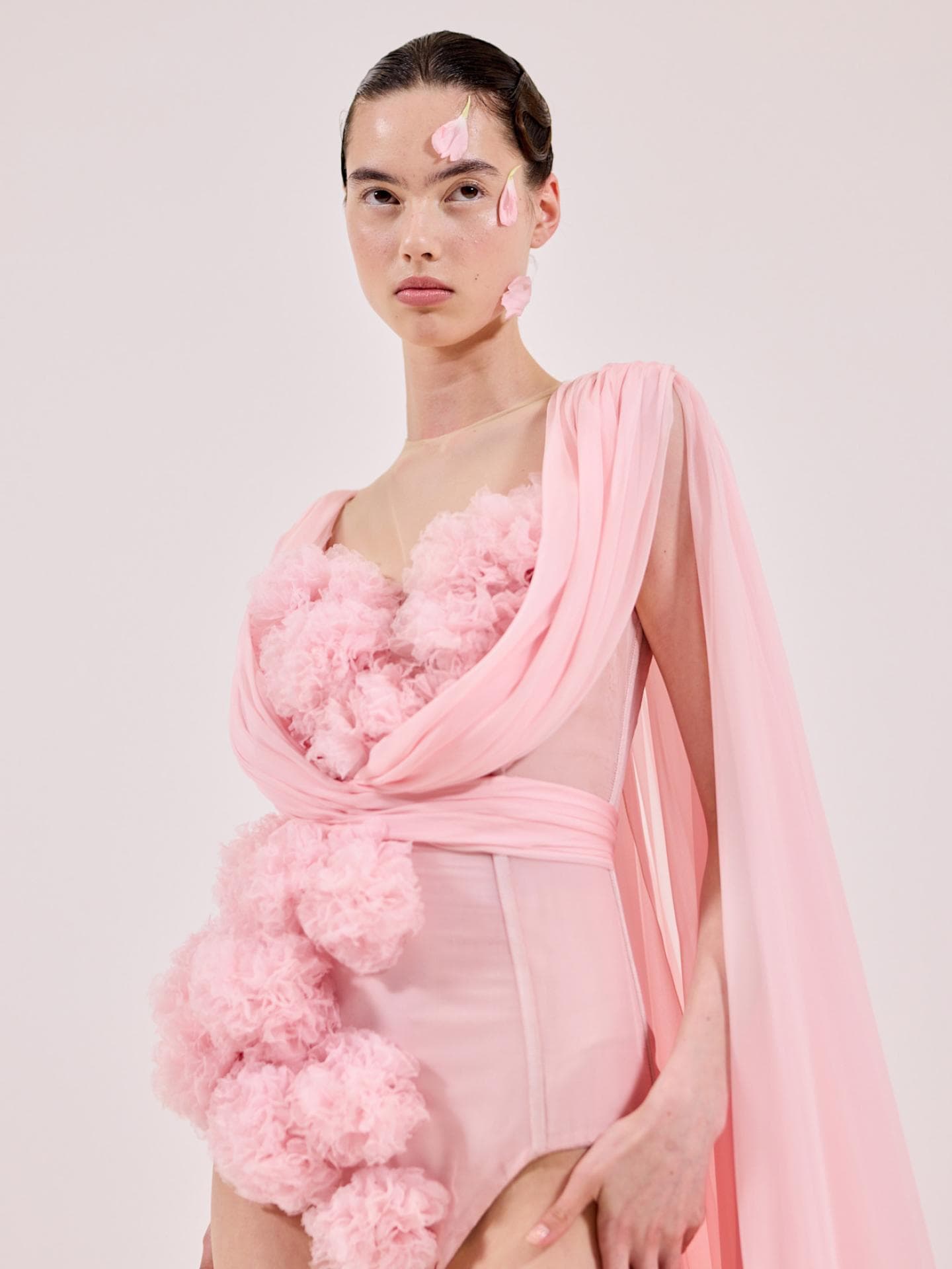 Parfums mit Rose Model mit Rosen