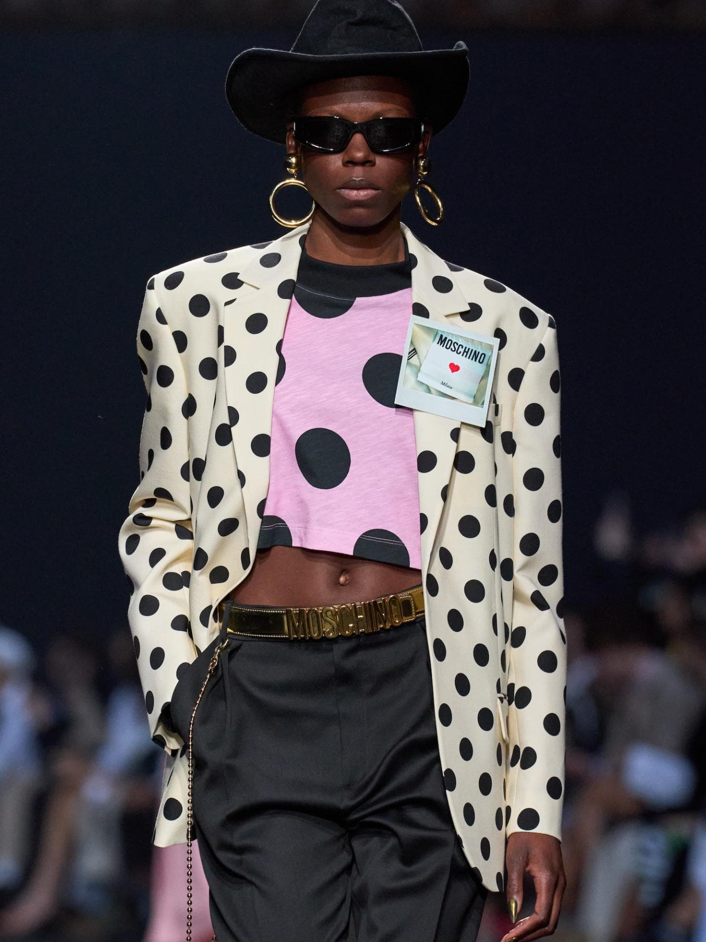 Polka Dots bei Moschino auf der Mailand Fashion Week 2025