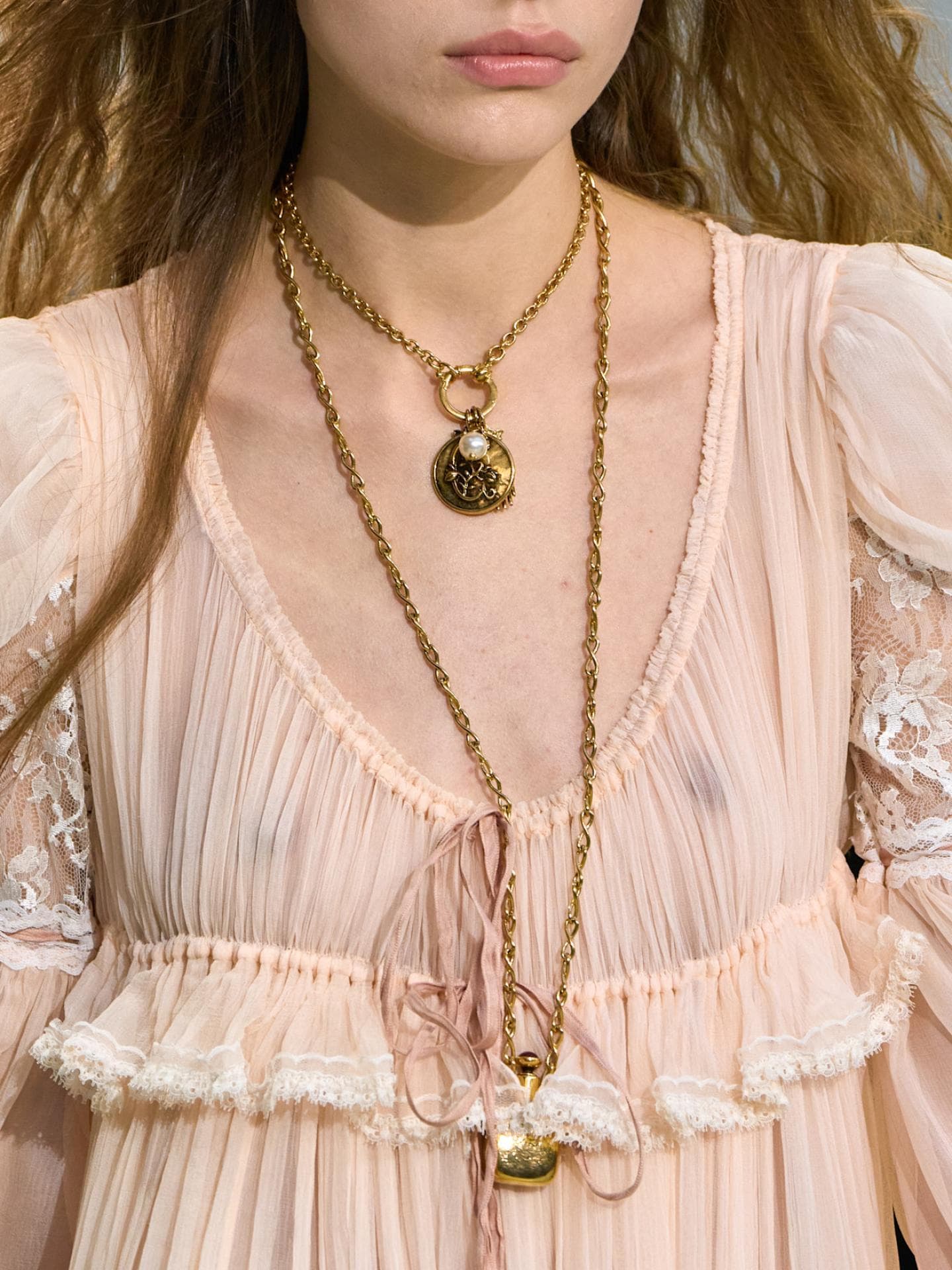 Schmuck-Trend Medaillon