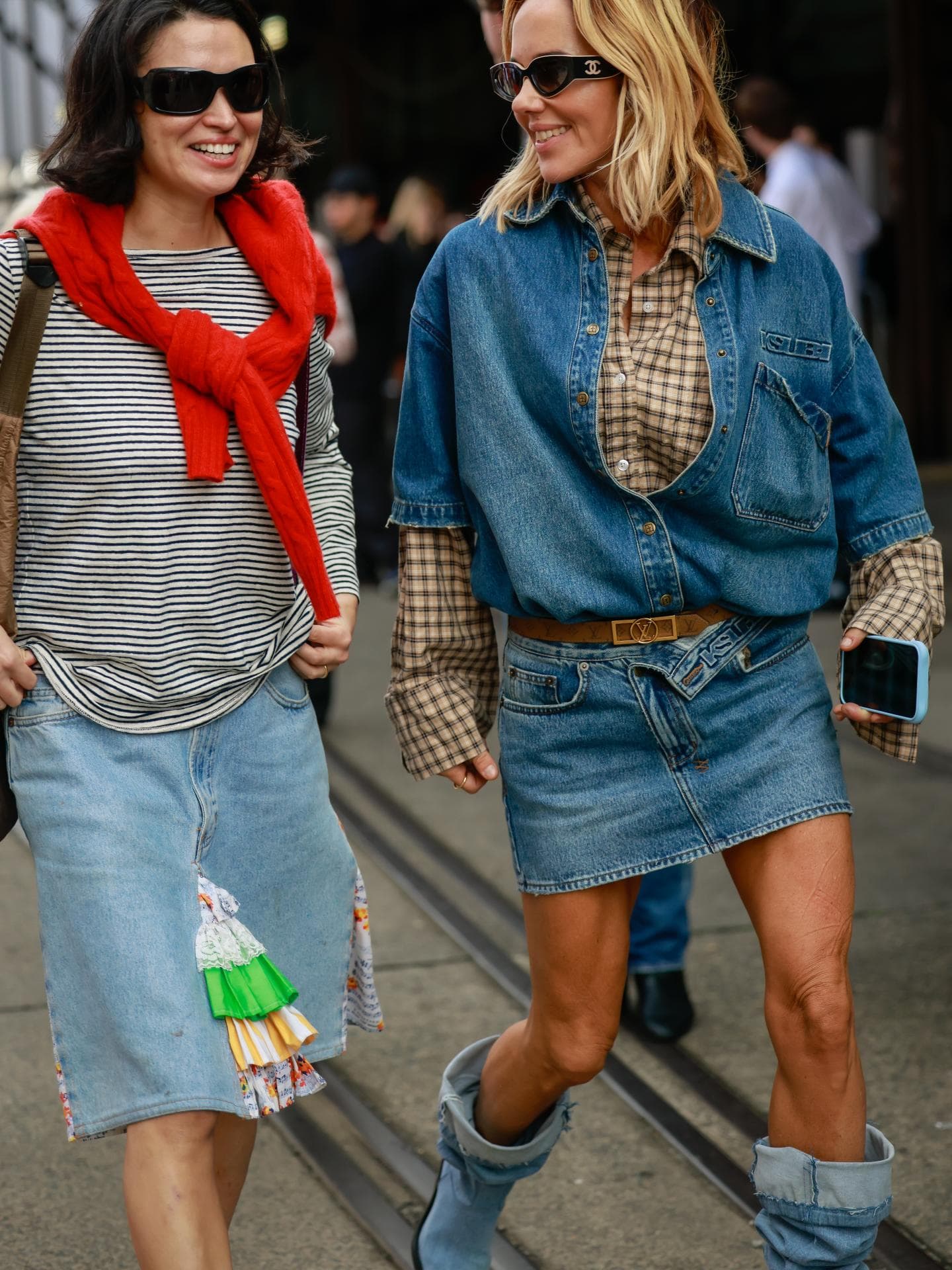 Jeansrock zum Jeanshemd stylen