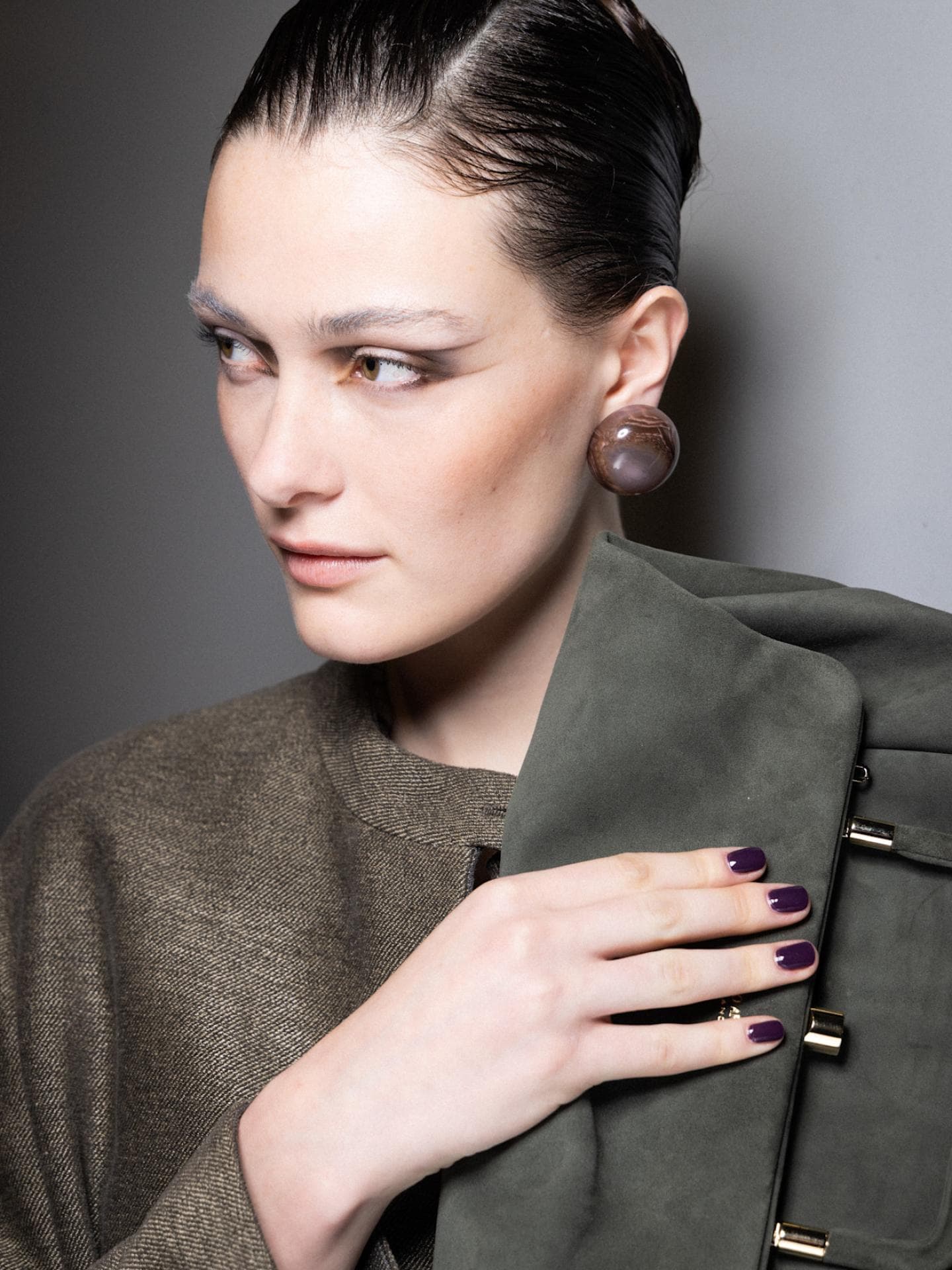 Nagel-Trends im Herbst und Winter 2025/2026 Lilafarbener Nagellack