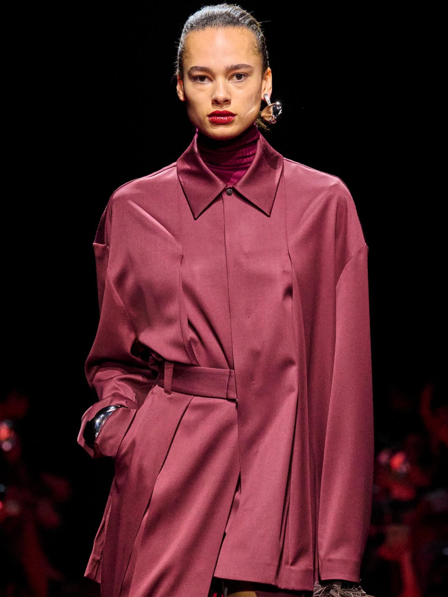 Trendfarben Herbst/Winter 2025/2026: Die schönsten Töne Ferrari