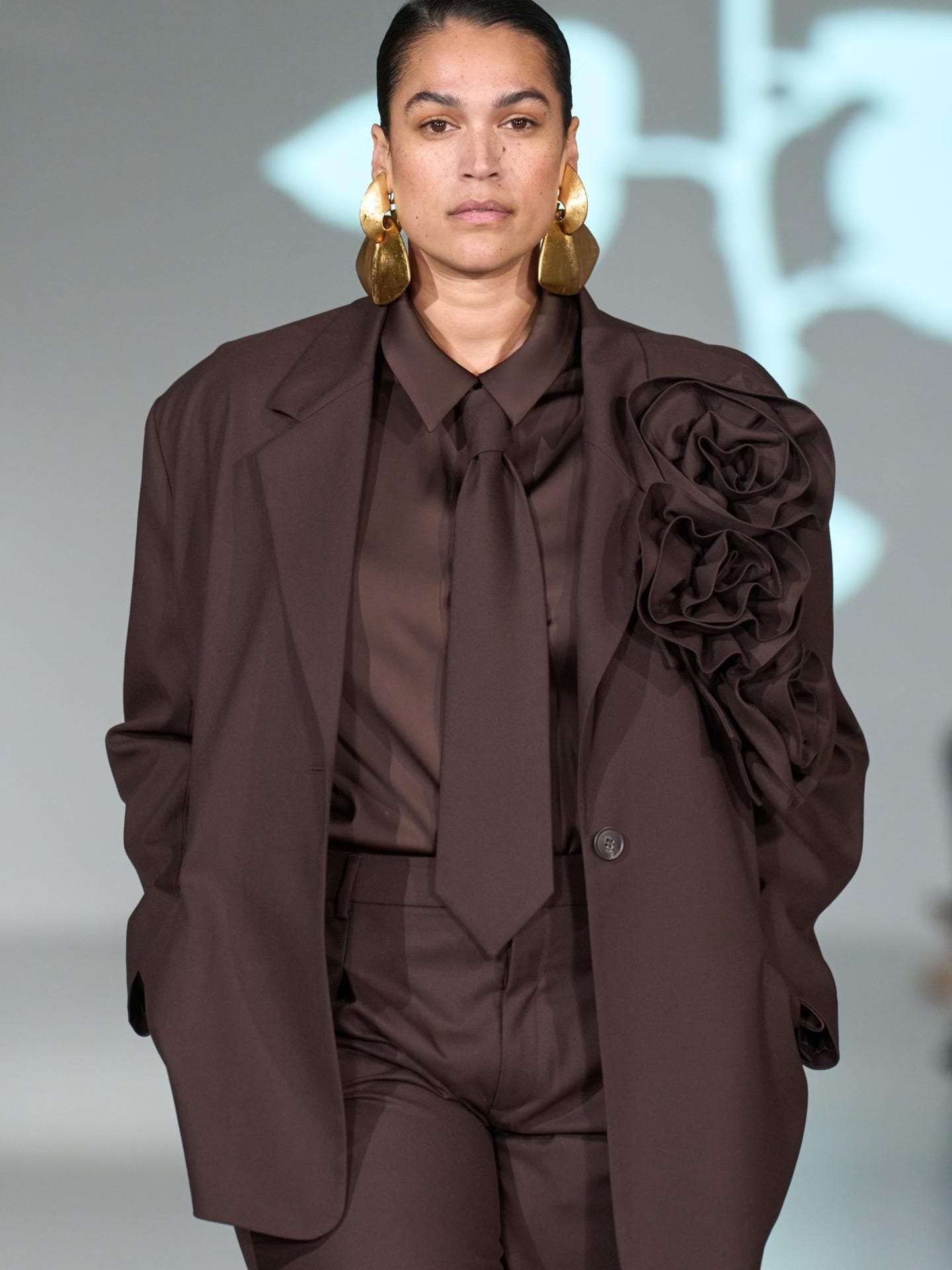 Trendfarben Herbst/Winter 2025/2026: Die schönsten Töne Gestuz