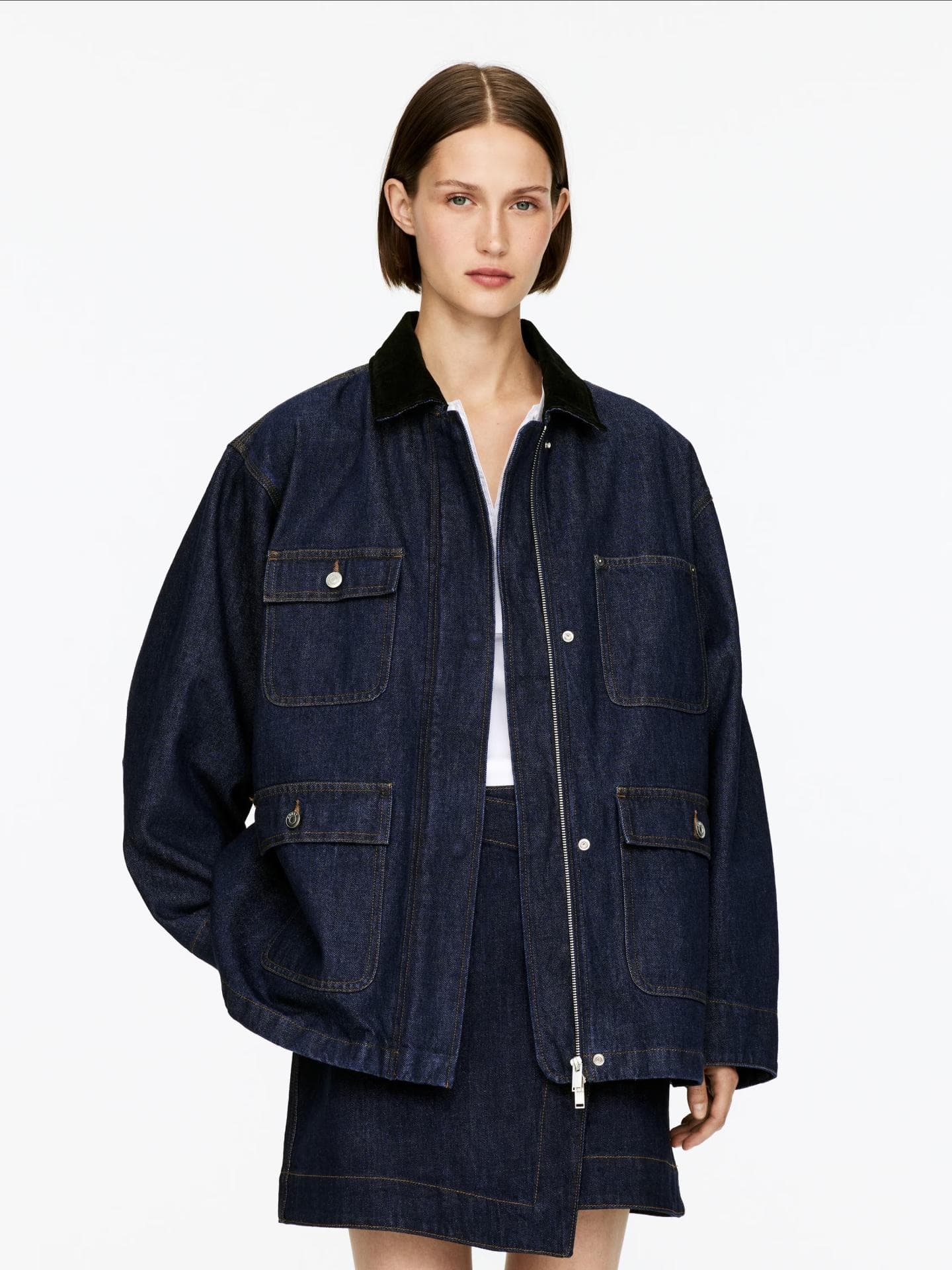 Herbst-Trends 2025: Die schönsten Jacken gibt es bei Arket - 3 Favoriten Barn Jacket