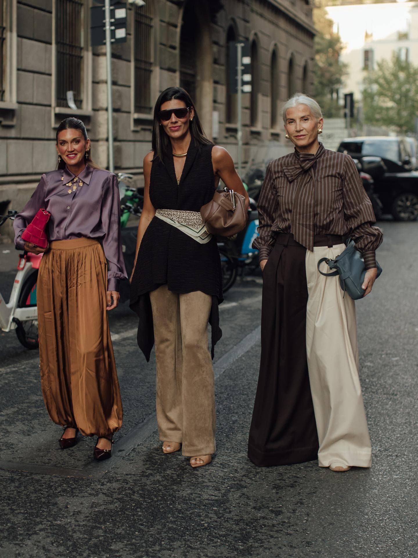 Mailand Fashion Week: Diese coolen Streestyles sind die schönste Mode-Inspiration Mailand Fashion Week: Diese coolen Streestyles sind die schönste Mode-Inspiration