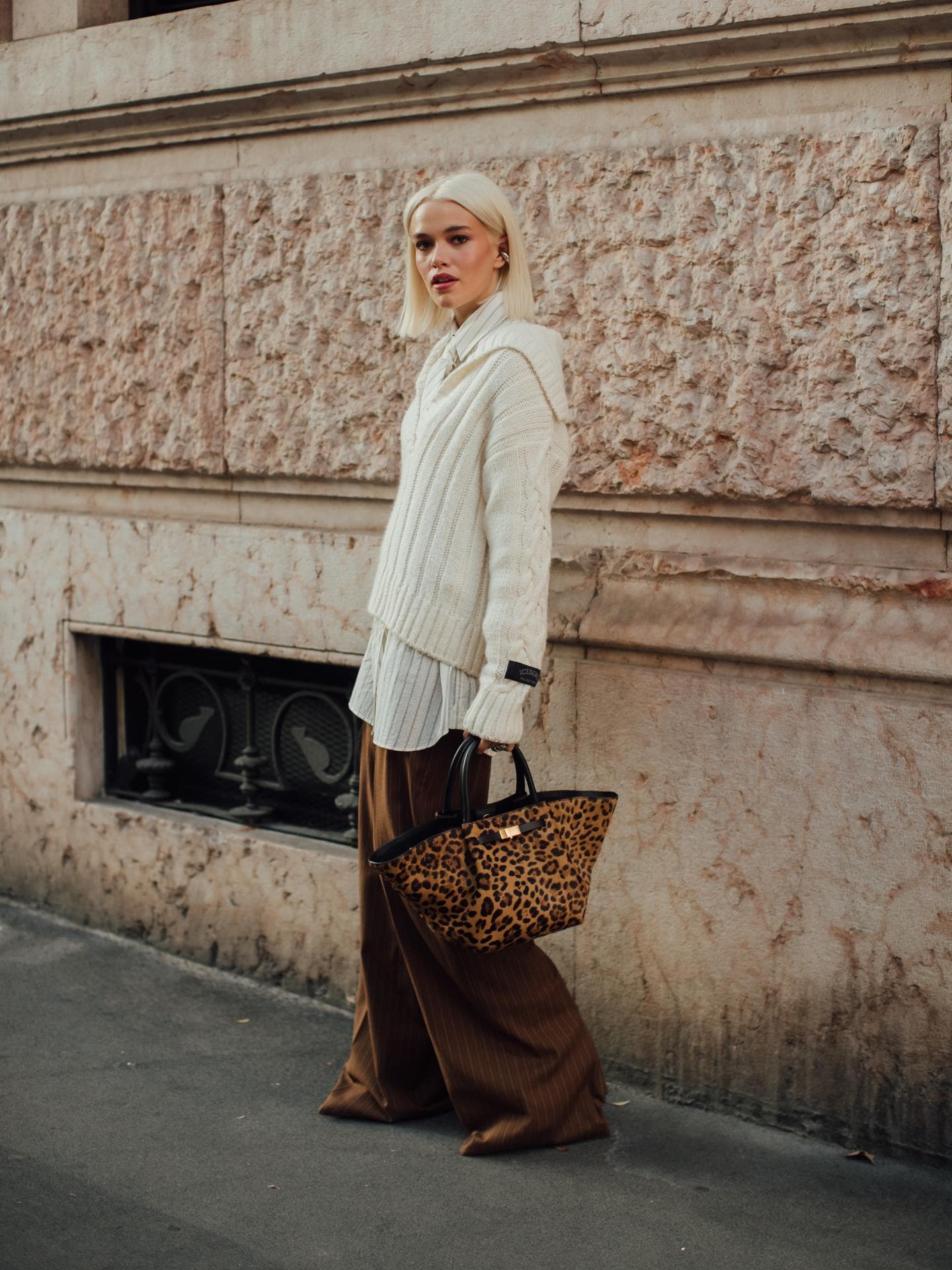 Mailand Fashion Week: Diese coolen Streestyles sind die schönste Mode-Inspiration Mailand Fashion Week: Diese coolen Streestyles sind die schönste Mode-Inspiration