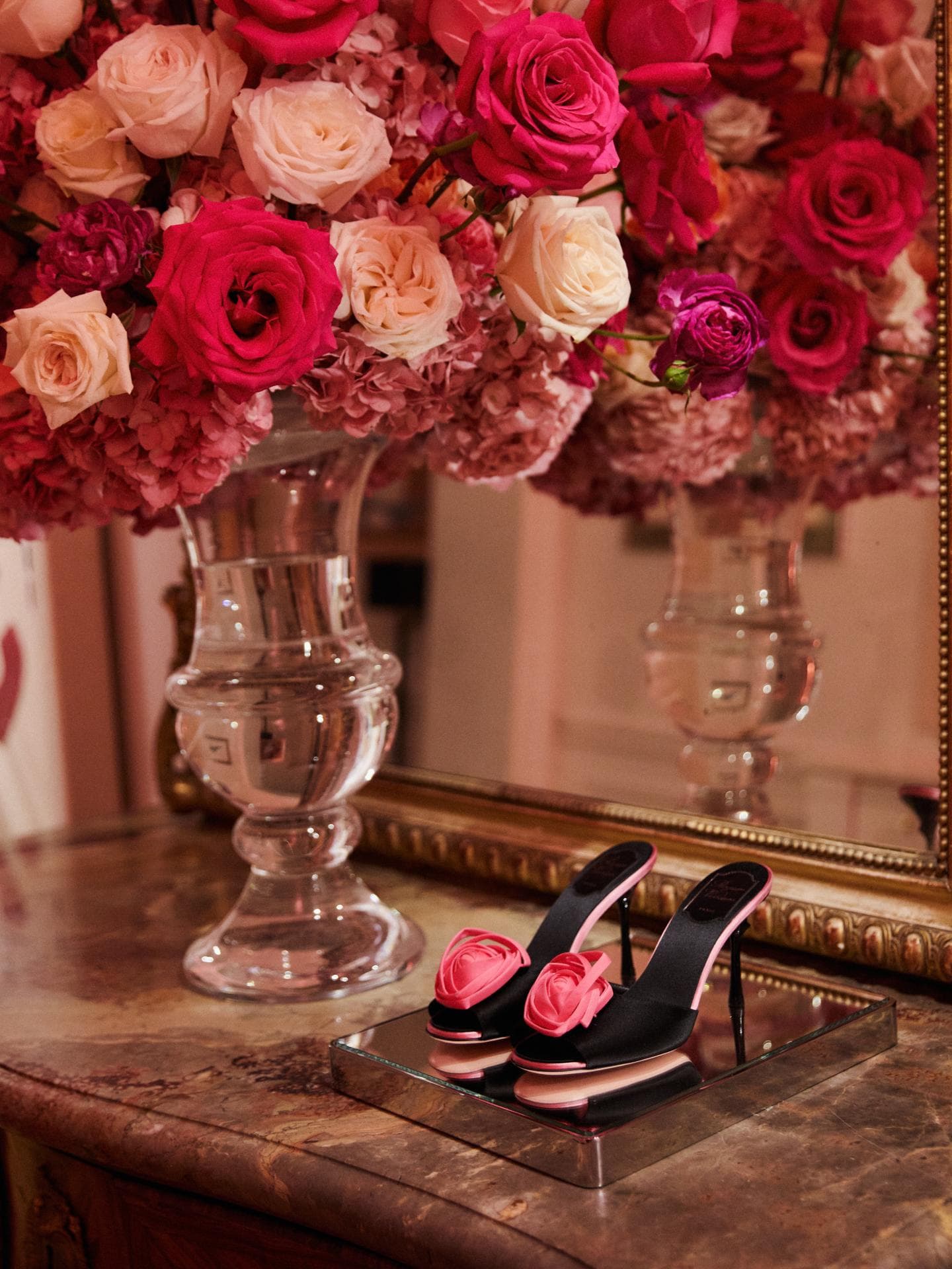 Ich habe als Moderedakteurin einen Abend in Paris verbracht – mit Roger Vivier x Mytheresa Ich habe als Moderedakteurin einen Abend in Paris verbracht – mit Roger Vivier x Mytheresa