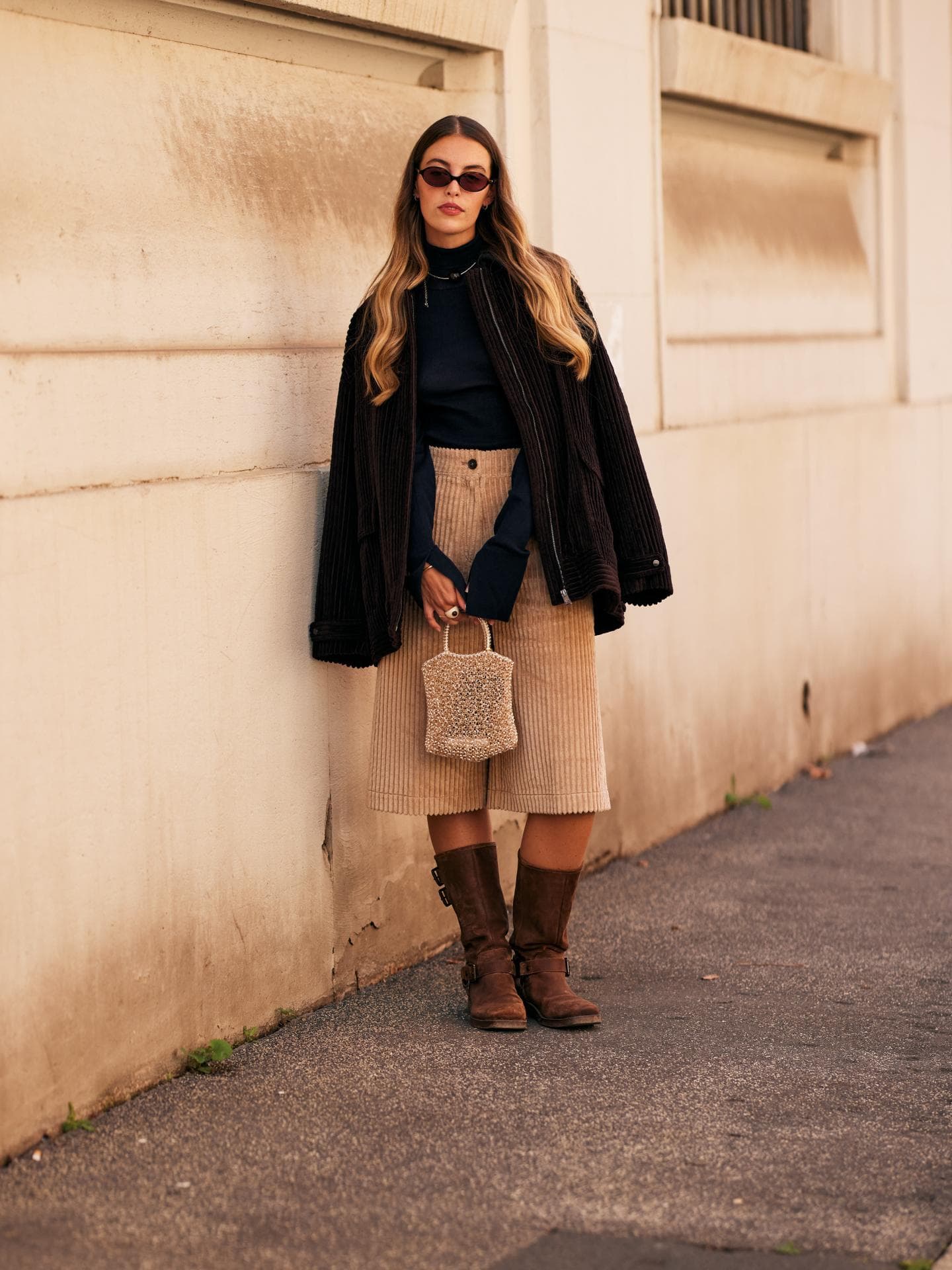 Braune Stiefel kombinieren: Styling-Tipps und Outfit-Ideen