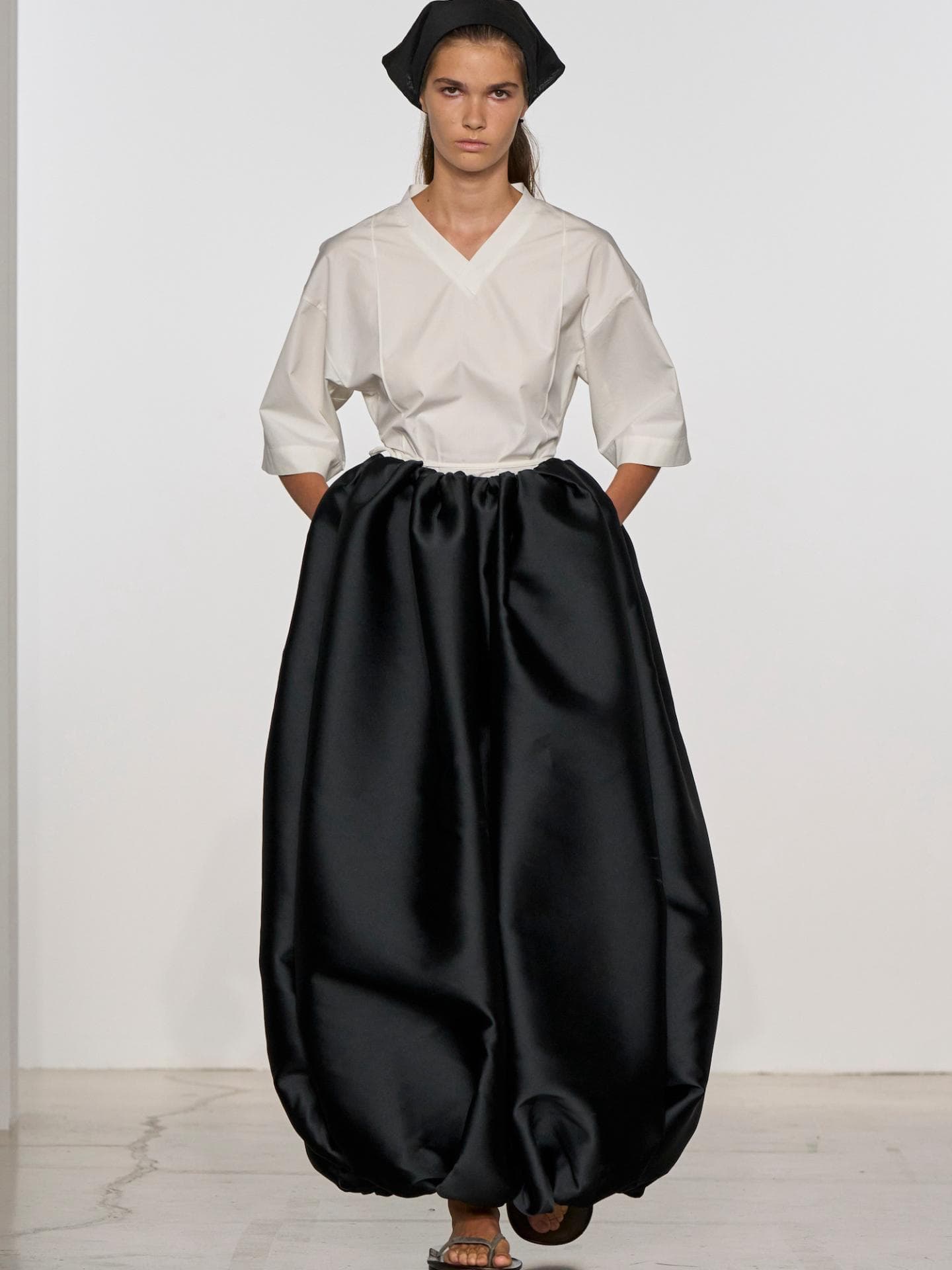 Farbkombi Cloud Dancer und Schwarz Farbkombi Cloud Dancer und Schwarz