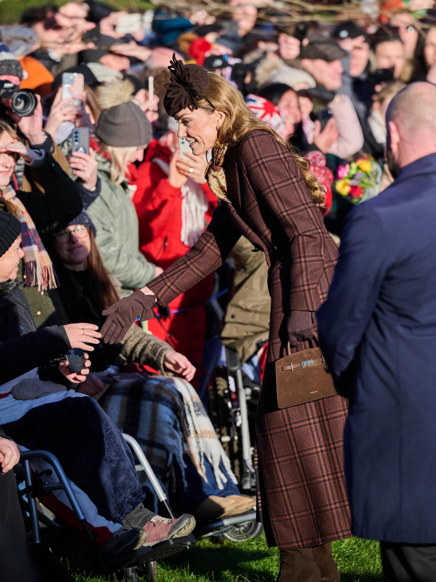 Kate Middleton mit ihren Taschen von DeMellier London